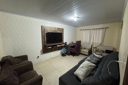 Sala de casa à venda com 3 quartos, 144m² em Qn 5, Brasília