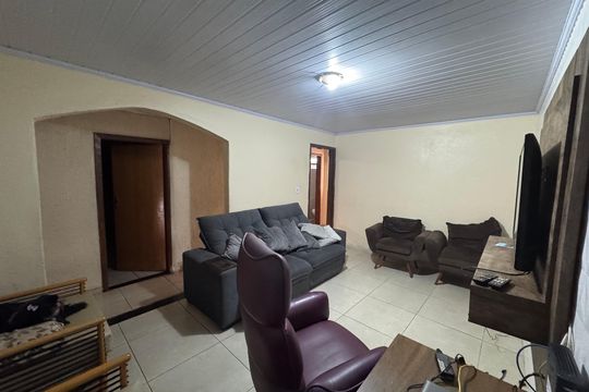 Sala de casa à venda com 3 quartos, 144m² em Qn 5, Brasília