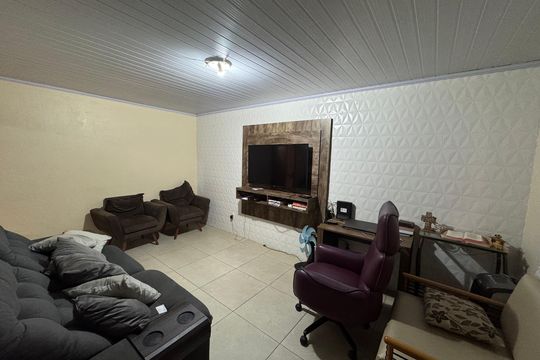 Sala de casa à venda com 3 quartos, 144m² em Qn 5, Brasília