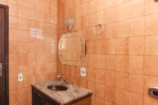 Apartamento para alugar com 3 quartos, 145m² em Barreiro, Belo Horizonte