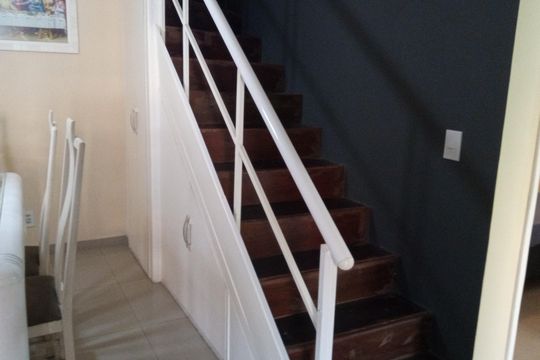 Escada de apartamento para alugar com 3 quartos, 164m² em Campinho, Rio de Janeiro