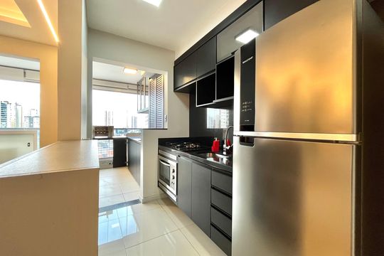 Cozinha de apartamento para alugar com 2 quartos, 59m² em Vila Paulista, São Paulo