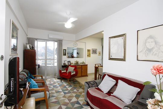 Apartamento à venda com 3 quartos, 80m² em Estoril, Belo Horizonte