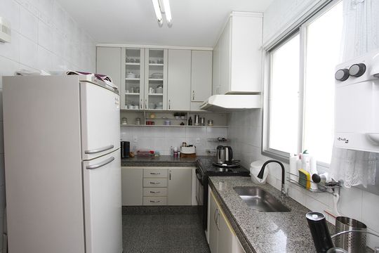 Cozinha de apartamento à venda com 3 quartos, 96m² em Barroca, Belo Horizonte