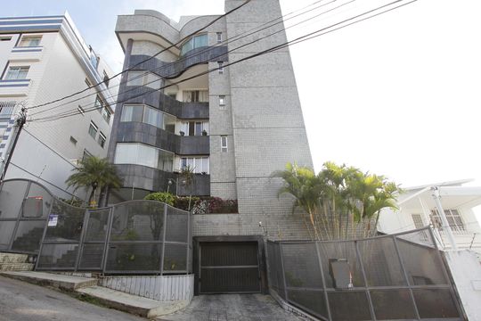 Fachada de apartamento à venda com 3 quartos, 96m² em Barroca, Belo Horizonte