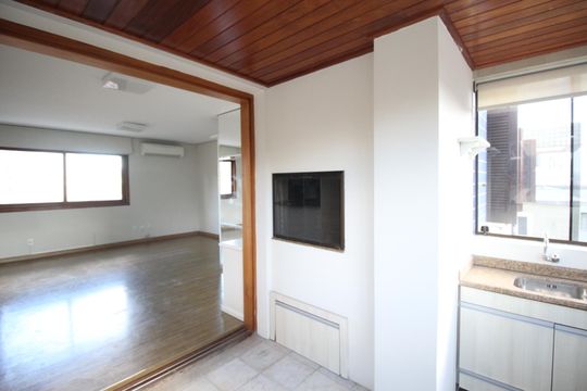 Churrasqueira de apartamento à venda com 3 quartos, 101m² em Petrópolis, Porto Alegre