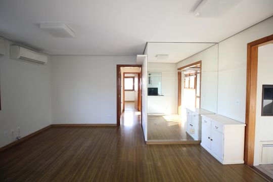 Apartamento à venda com 3 quartos, 101m² em Petrópolis, Porto Alegre