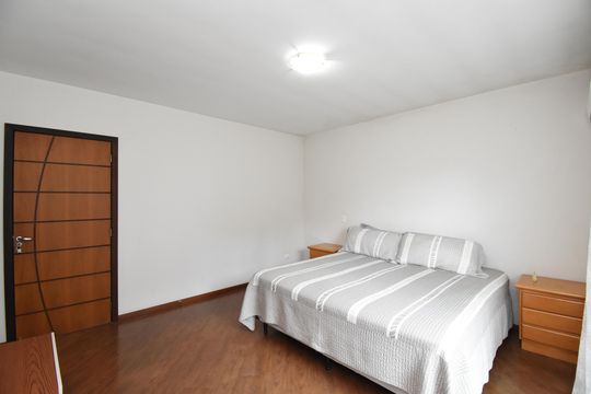 Suíte 3 de casa de condomínio à venda com 4 quartos, 346m² em Pilarzinho, Curitiba