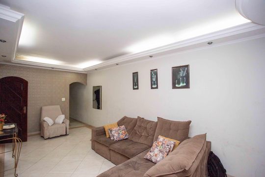 Casa à venda com 4 quartos, 130m² em Casa Grande, Diadema