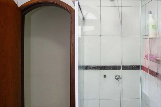Banheiro Social 2 de casa à venda com 4 quartos, 130m² em Casa Grande, Diadema