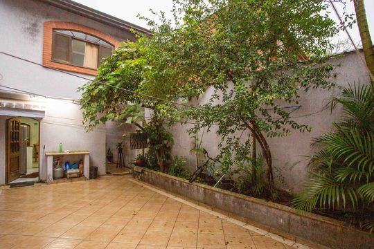 Quintal de casa à venda com 4 quartos, 130m² em Casa Grande, Diadema