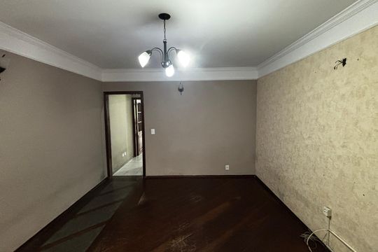 Sala de casa para alugar com 2 quartos, 158m² em Vila Vilma, Santo André