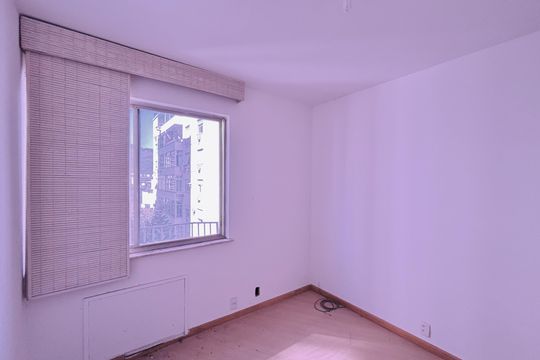Quarto de apartamento para alugar com 2 quartos, 68m² em Humaitá, Rio de Janeiro