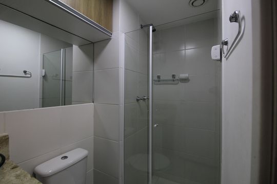 Banheiro Social de apartamento à venda com 2 quartos, 61m² em Jacarepaguá, Rio de Janeiro
