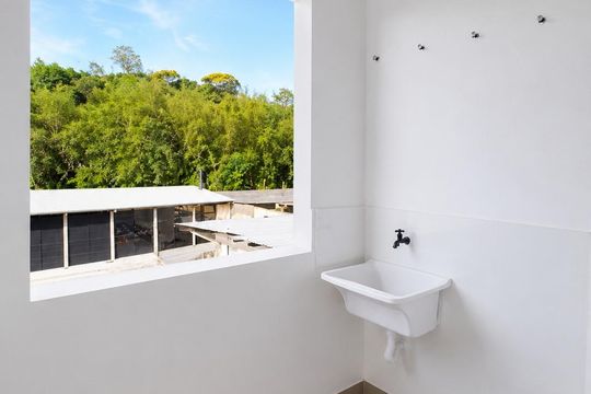 Área de serviço de apartamento para alugar com 2 quartos, 49m² em Partenon, Porto Alegre