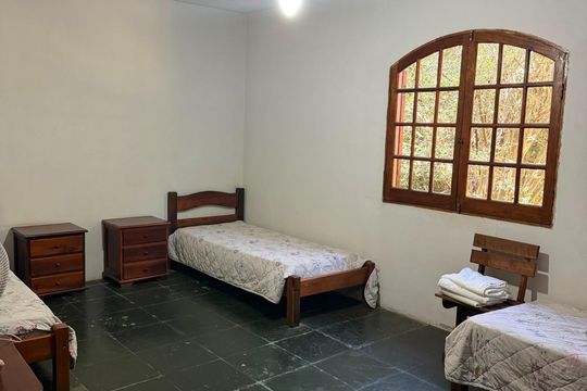Quarto de casa à venda com 4 quartos, 2500m² em Chácaras São Bento, Valinhos