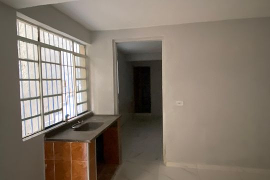 Sala -Cozinha de casa para alugar com 1 quarto, 50m² em Jardim das Flores, Osasco