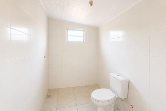 Banheiro de casa para alugar com 3 quartos, 120m² em Bom Sucesso, Gravataí