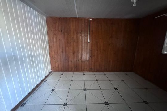 Quarto de casa à venda com 2 quartos, 200m² em Santo Afonso, Novo Hamburgo