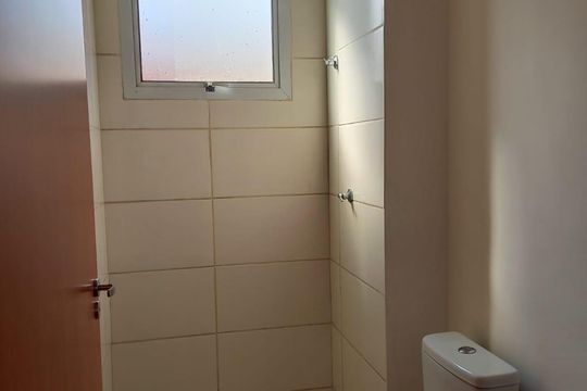 Banheiro de apartamento para alugar com 2 quartos, 42m² em (l-11), Ribeirão Preto