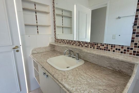 Apartamento para alugar com 3 quartos, 376m² em Bom Fim, Porto Alegre
