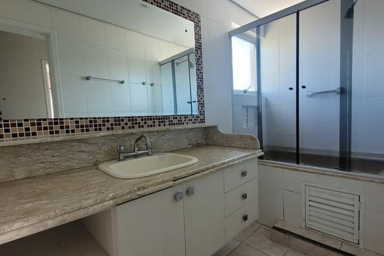 Apartamento para alugar com 3 quartos, 376m² em Bom Fim, Porto Alegre