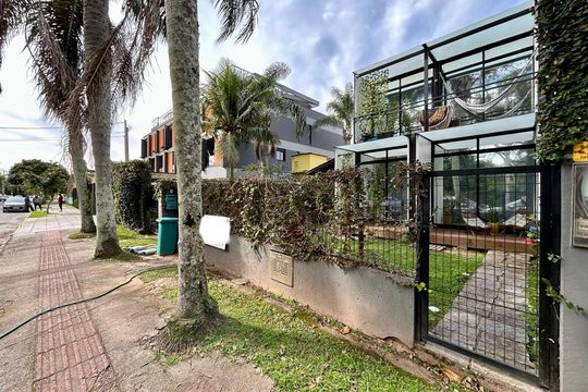 Fachada de apartamento para alugar com 1 quarto, 35m² em Lagoa Pequena, Florianópolis