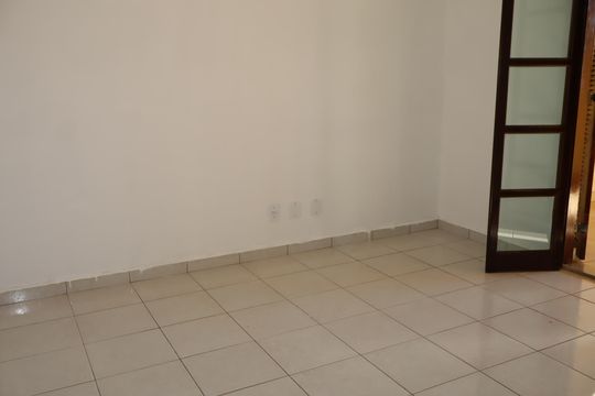 Quarto 1 de casa à venda com 2 quartos, 68m² em Cidade São Mateus, São Paulo