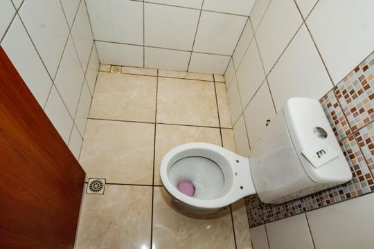 Banheiro social  de casa de condomínio à venda com 2 quartos, 99m² em São Benedito, Belo Horizonte