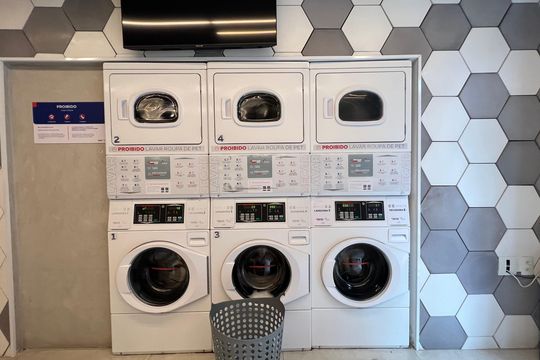 Lavanderia de kitnet/studio à venda com 1 quarto, 30m² em Pinheiros, São Paulo