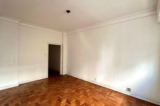 Sala de apartamento para alugar com 3 quartos, 95m² em Copacabana, Rio de Janeiro