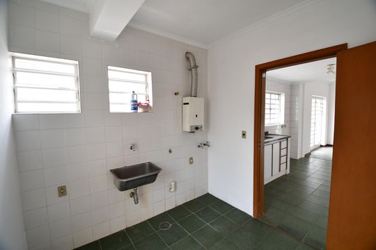 Área de Serviço de casa para alugar com 3 quartos, 284m² em Parque Taquaral, Campinas