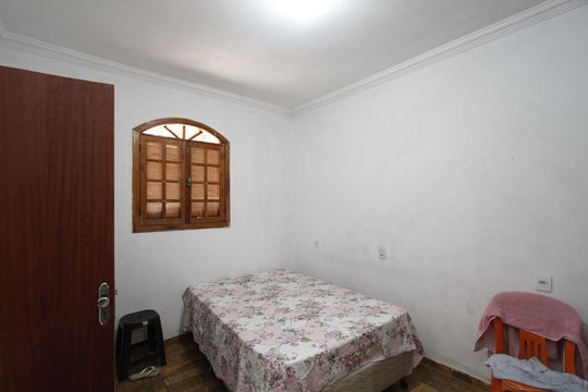 Quarto  de casa à venda com 3 quartos, 360m² em Novo São Francisco, Belo Horizonte
