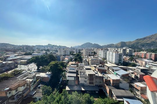 Vista da Sala de apartamento para alugar com 2 quartos, 68m² em Praça Seca, Rio de Janeiro