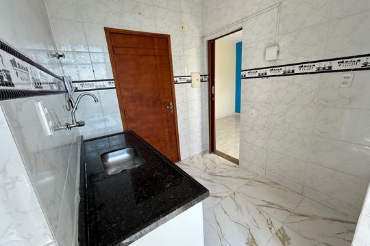 Cozinha de apartamento para alugar com 2 quartos, 68m² em Praça Seca, Rio de Janeiro