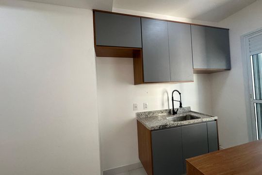 Cozinha de apartamento para alugar com 2 quartos, 50m² em Jardim Esperanca, Barueri