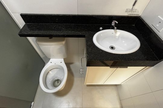 Banheiro de apartamento para alugar com 2 quartos, 48m² em Vila Alice, Santo André