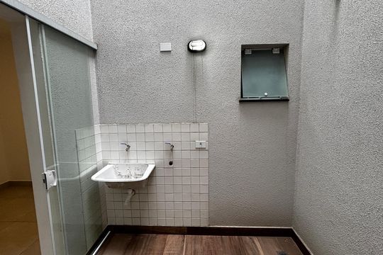 Área de Serviço de apartamento para alugar com 2 quartos, 48m² em Vila Alice, Santo André