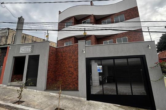 Fachada de apartamento para alugar com 2 quartos, 48m² em Vila Alice, Santo André