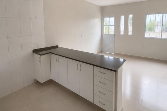 Cozinha de apartamento para alugar com 2 quartos, 55m² em Agronomia, Porto Alegre