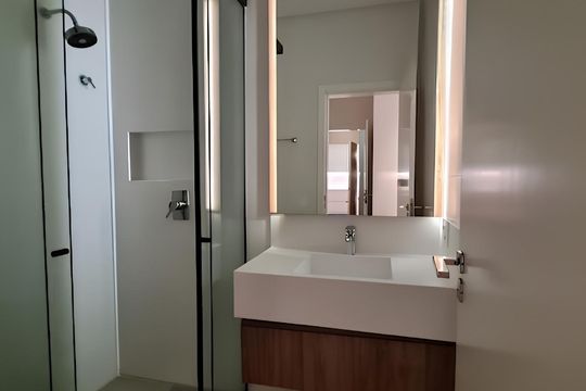 Banheiro de apartamento para alugar com 2 quartos, 107m² em João Paulo, Florianópolis