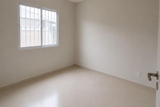 Quarto 2 de apartamento para alugar com 2 quartos, 55m² em Agronomia, Porto Alegre