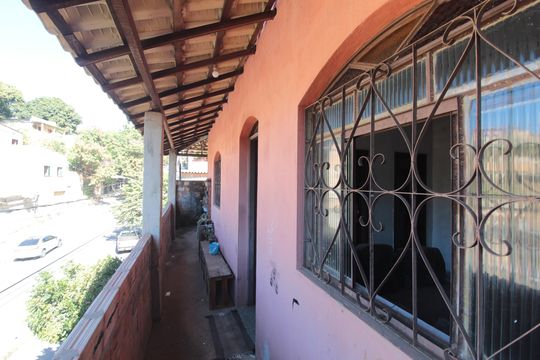 Casa 1 | Varanda de casa à venda com 2 quartos, 212m² em Tupi, Belo Horizonte
