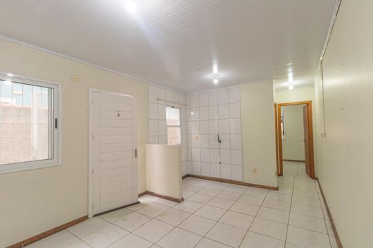 Casa à venda com 1 quarto, 56m² em Olaria, Canoas