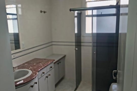 Apartamento à venda com 3 quartos, 179m² em Cambuí, Campinas