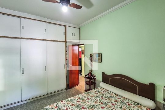 Casa à venda com 3 quartos, 315m² em Parada de Lucas, Rio de Janeiro