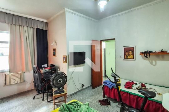 Casa à venda com 3 quartos, 315m² em Parada de Lucas, Rio de Janeiro