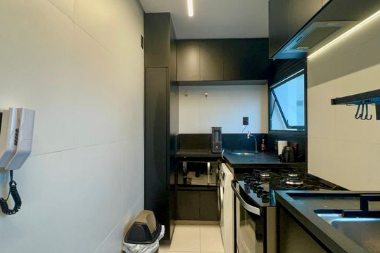 Cozinha de apartamento para alugar com 1 quarto, 157m² em Sumaré, São Paulo