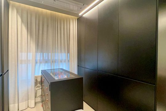 Closet da suíte de apartamento para alugar com 1 quarto, 157m² em Sumaré, São Paulo