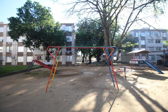 Área comum - Playground de apartamento à venda com 2 quartos, 44m² em Vila Ipiranga, Porto Alegre